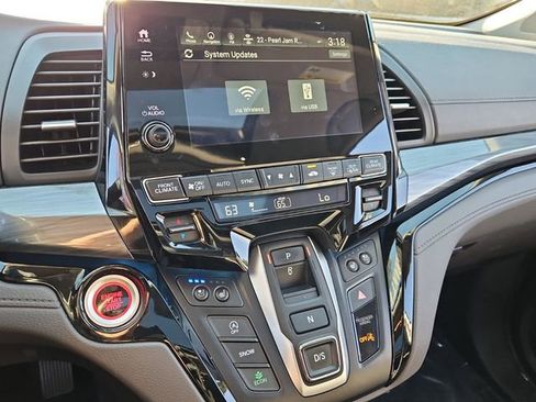 Used 2023 Honda Odyssey Elite image 24