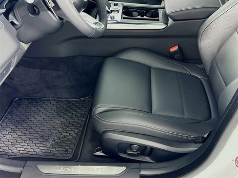 New 2024 Jaguar XF R-Dynamic SE image 20