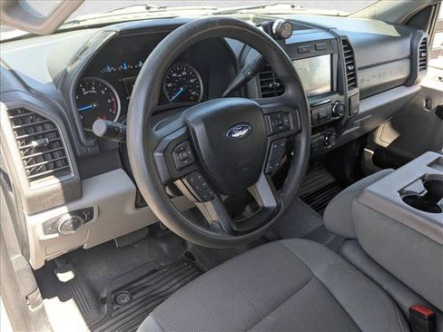 Used 2020 Ford F350 XL w/ STX Appearance Package RWD image 9