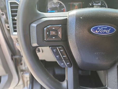 Used 2018 Ford F250 XLT w/ XLT Premium Package AWD/4WD image 21