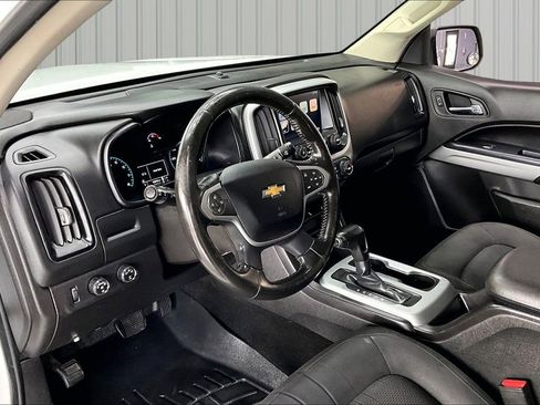 Used 2015 Chevrolet Colorado LT AWD/4WD image 16