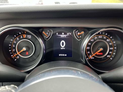 Used 2020 Jeep Gladiator Sport w/ Quick Order Package 23S image 32