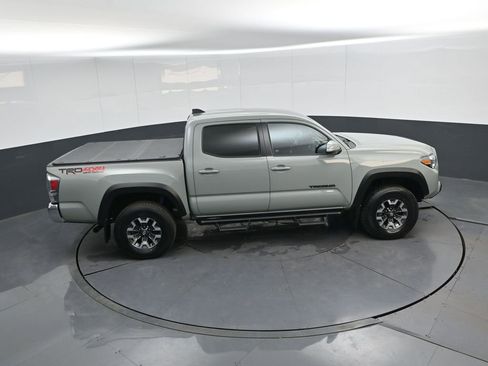 Used 2023 Toyota Tacoma TRD Off-Road image 41
