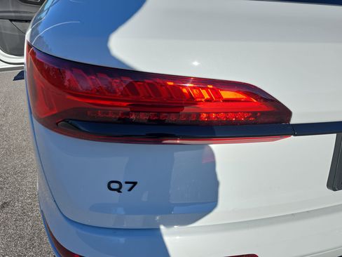 New 2026 Audi Q7 Premium Plus image 33