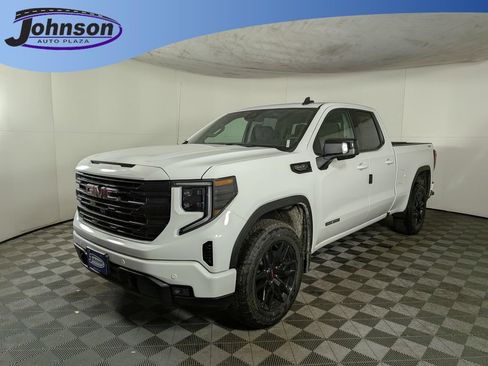 Used 2026 GMC Sierra 1500 Elevation AWD/4WD image 1