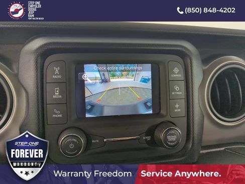 Used 2021 Jeep Gladiator Sport w/ Trailer Tow Package AWD/4WD image 24