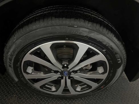 Used 2023 Subaru Forester Limited image 9