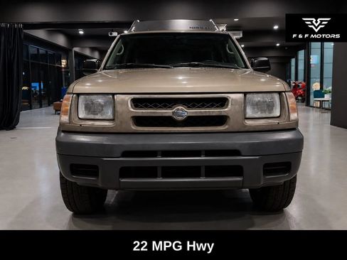 Used 2001 Nissan Xterra XE RWD image 3