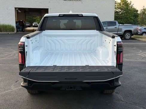 New 2026 GMC Sierra EV Elevation image 36