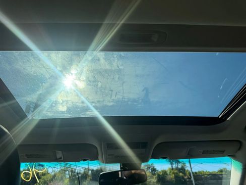 Used 2014 Lexus LS 460 AWD image 32