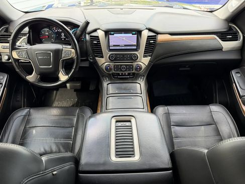 Used 2020 GMC Yukon Denali w/ Denali Ultimate Package RWD image 23