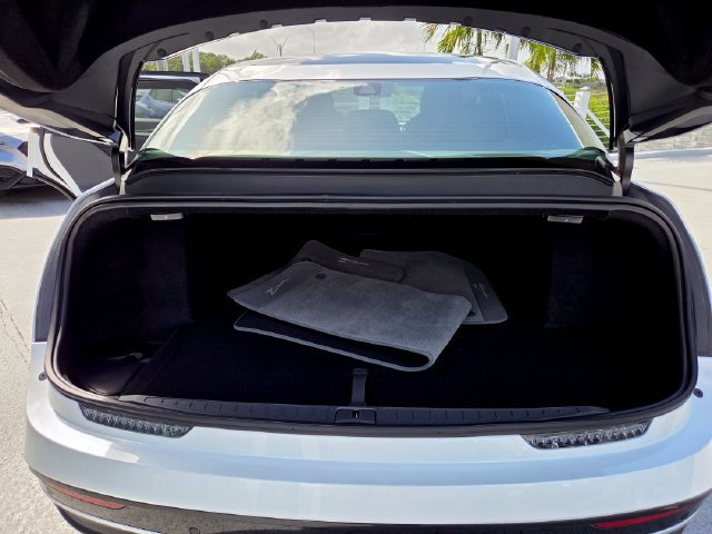 Used 2025 Lucid Air Touring AWD/4WD image 23