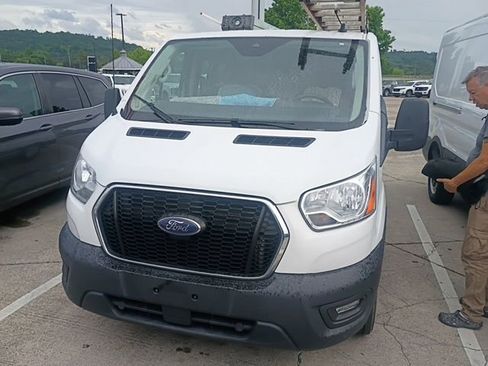 Used 2022 Ford Transit 250 Low Roof w/ Exterior Upgrade Package RWD image 3