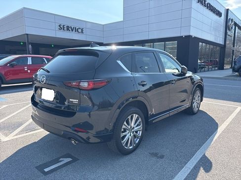 Used 2022 MAZDA CX-5 Signature image 5