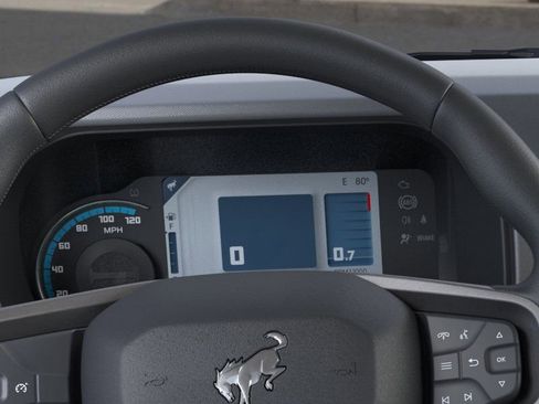 New 2025 Ford Bronco Base image 13