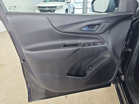Certified 2024 Chevrolet Equinox LT image 32