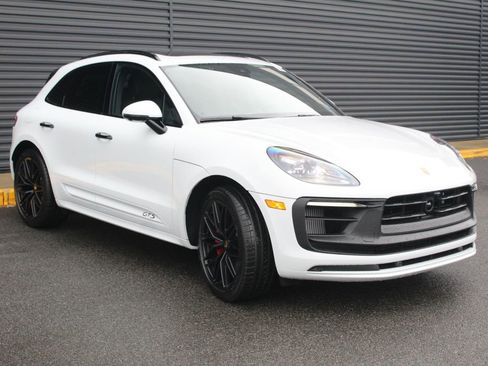 New 2026 Porsche Macan GTS AWD/4WD image 10