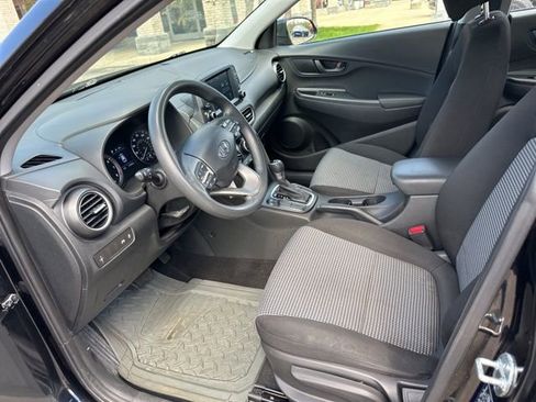 Used 2019 Hyundai Kona SE FWD image 12