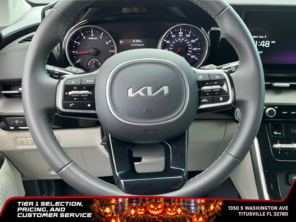 Used 2024 Kia Carnival EX FWD image 34