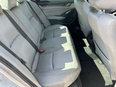 Used 2019 Honda Accord EX image 13