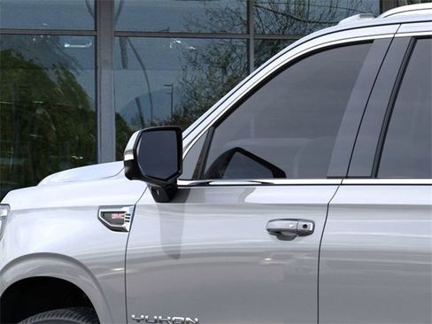 New 2026 GMC Yukon XL Elevation w/ Elevation Premium Package image 12