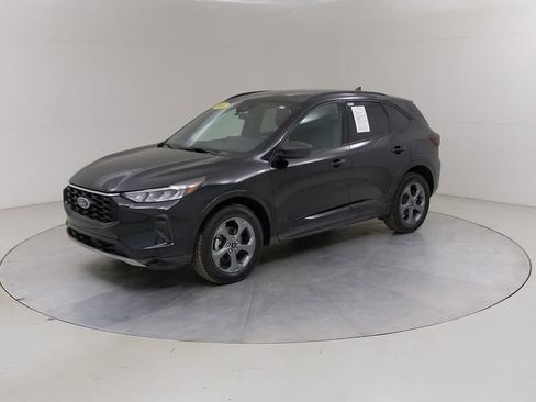 Certified 2024 Ford Escape ST-Line w/ Tech Pack #1 AWD/4WD image 20