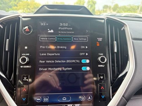 Used 2024 Subaru Ascent Limited w/ Technology Package AWD/4WD image 21