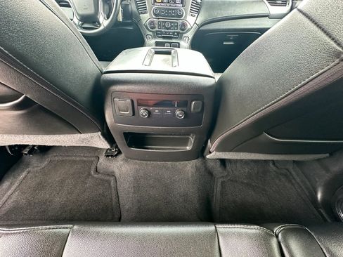 Used 2016 Chevrolet Suburban LT AWD/4WD image 31