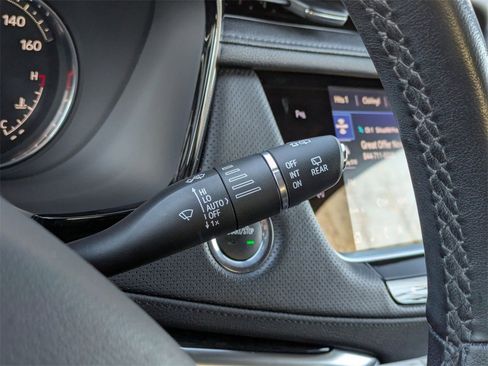 Used 2023 Cadillac XT5 Premium Luxury image 21