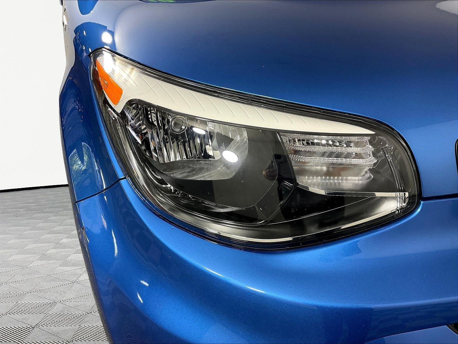 Used 2019 Kia Soul + FWD image 31