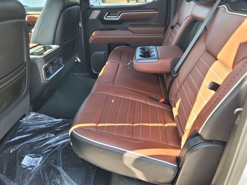 New 2026 GMC Sierra 1500 Denali Ultimate AWD/4WD image 8