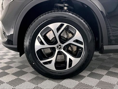 Certified 2025 Mercedes-Benz GLC 350e 4MATIC image 8
