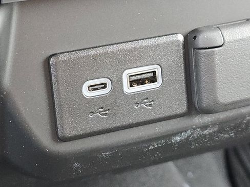 New 2026 Chevrolet Silverado 1500 Custom image 3