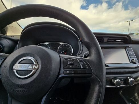 Used 2024 Nissan Kicks S FWD image 12
