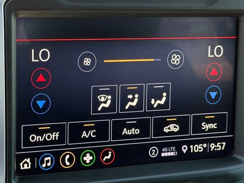 Used 2020 GMC Sierra 1500 Elevation w/ Elevation Value Package AWD/4WD image 19
