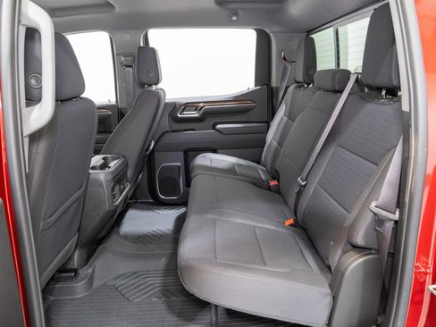 Used 2024 Chevrolet Silverado 1500 LT AWD/4WD image 28