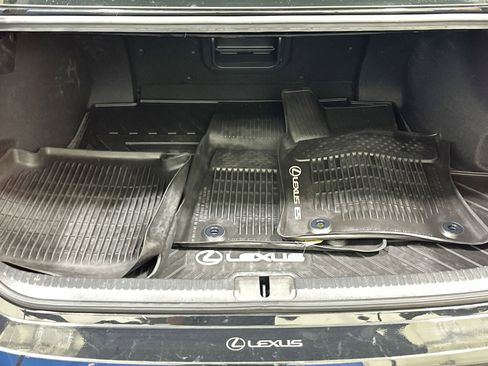 Used 2019 Lexus ES 350 Luxury image 39