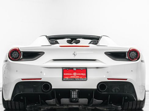 Used 2018 Ferrari 488 Spider RWD image 8
