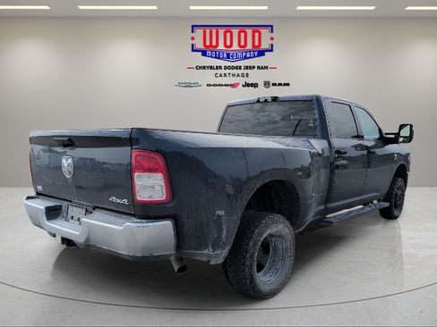 Used 2023 RAM 3500 Tradesman w/ Chrome Appearance Group AWD/4WD image 3