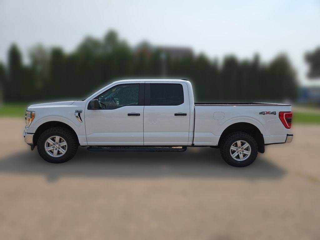 Certified 2022 Ford F150 XLT w/ Trailer Tow Package AWD/4WD image 2