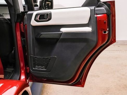 Used 2025 Ford Bronco Heritage Edition AWD/4WD image 82