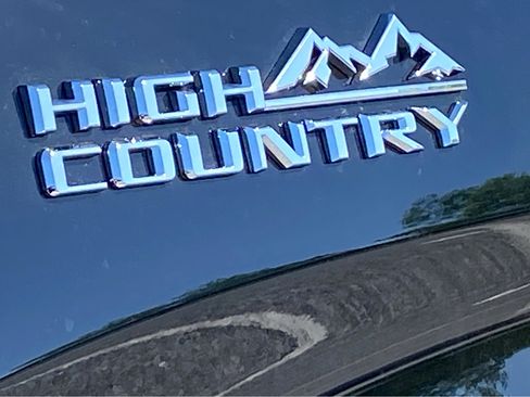 New 2025 Chevrolet Silverado 1500 High Country AWD/4WD image 24