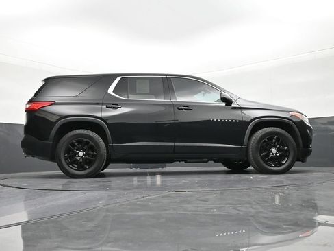 Used 2021 Chevrolet Traverse LS FWD image 25