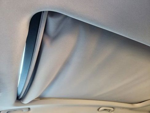 Used 2020 Chevrolet Equinox Premier image 27