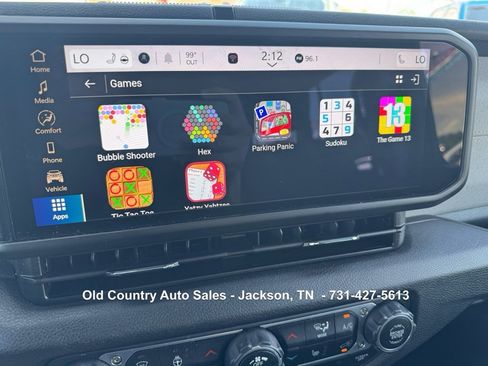 Used 2025 Jeep Wrangler Sport image 60