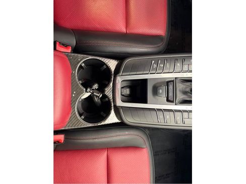 Used 2019 Porsche Macan AWD/4WD image 22