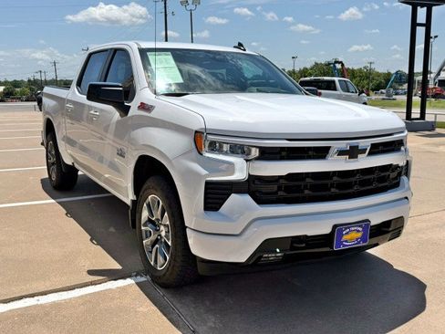 Certified 2026 Chevrolet Silverado 1500 RST AWD/4WD image 7