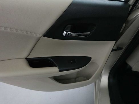 Used 2016 Honda Accord EX-L image 25