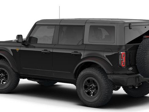 New 2026 Ford Bronco Badlands image 2