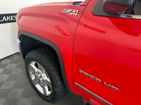 Used 2016 GMC Sierra 2500 SLT w/ Duramax Plus Package AWD/4WD image 11